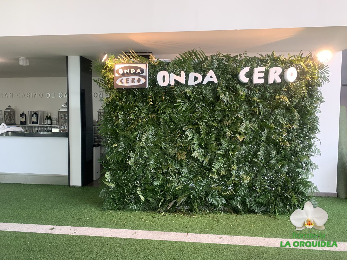 Photocall floral de La Orquídea